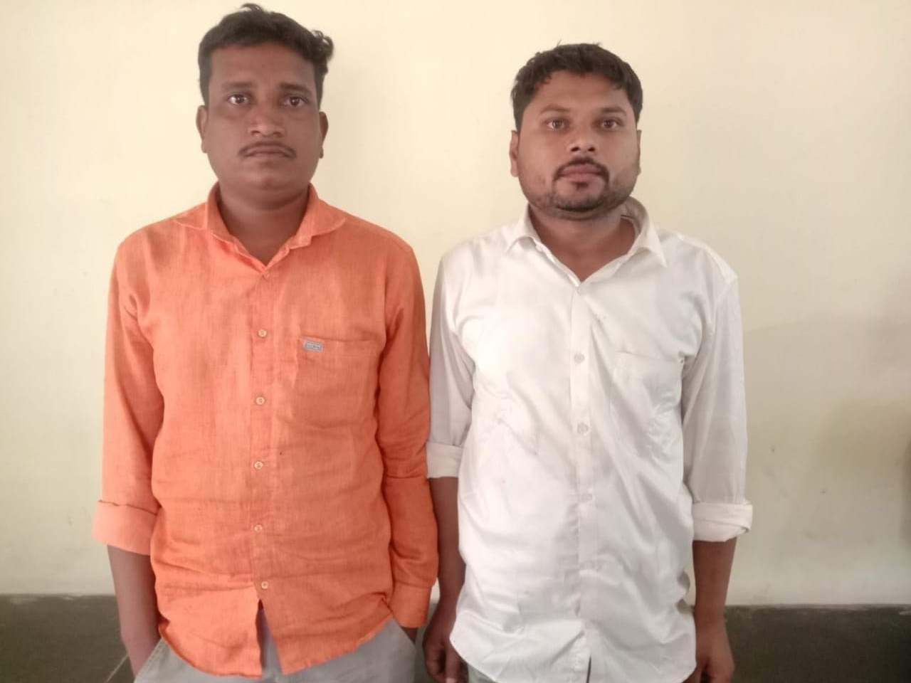 NTPC के निजी सुरक्षा गार्डों के साथ गालीगलौज, जान से मारने की भी दी धमकी | 2 youths arrested for intimidating by showing fake pistol, Abused with NTPC’s private security guards, also threatened to kill