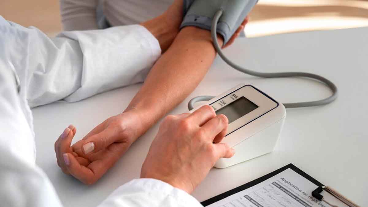 Effective Tips To Manage Blood Pressure That Won’t Go Down